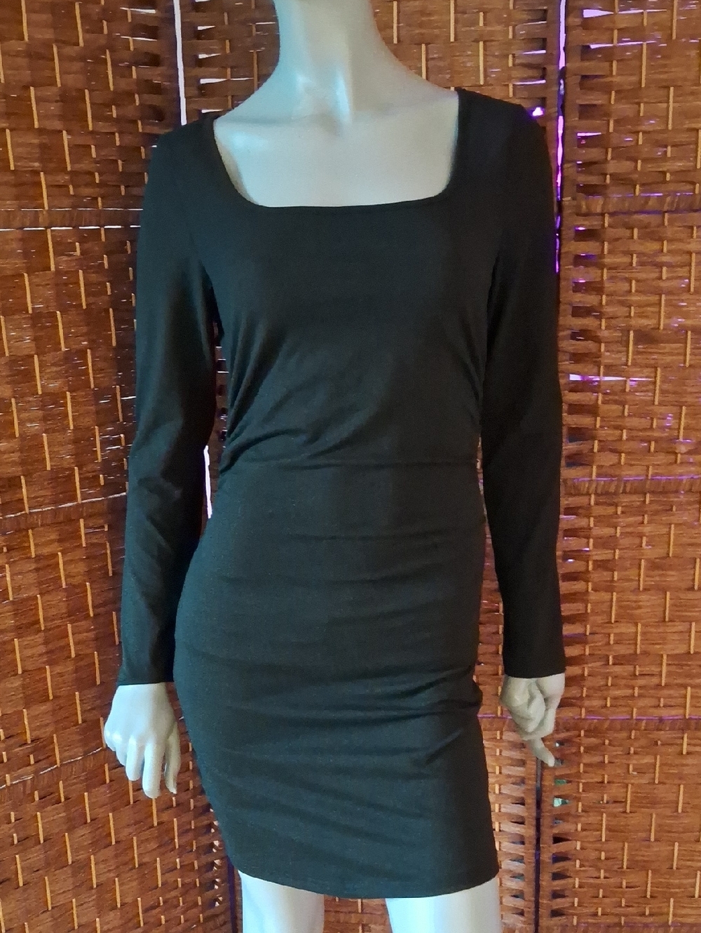 🌟 3/$30. Classic Black Long-Sleeve Square-Neck Dress.
